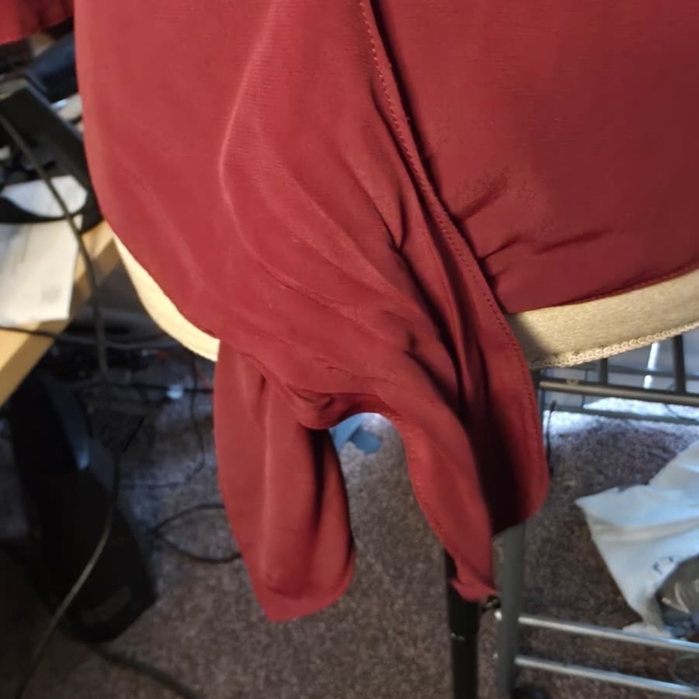Knot-Front Keyhole Blouse in Burgundy - Picture 8 of 8